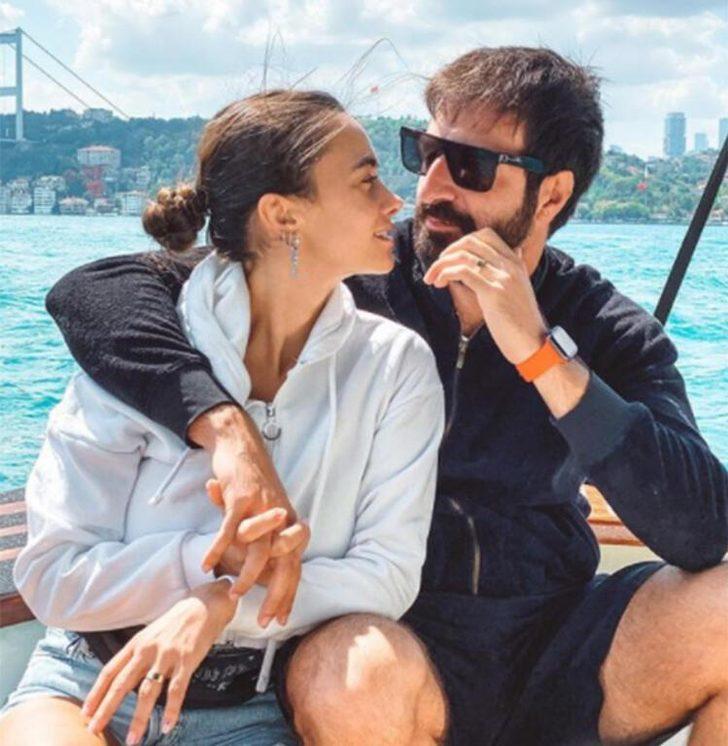 Hande Soral eşi ve kardeşiyle tatilin tadını çıkarıyor: Önce masaj yaptırdı, sonra elleriyle yemek yedirdi! G5