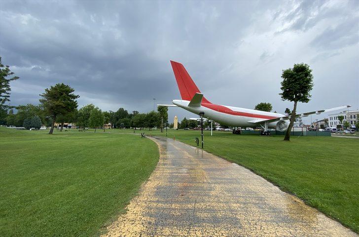 Sakarya ve Kocaeli "kısıtlamasız" pazar gününü yağış nedeniyle sakin geçiriyor G1