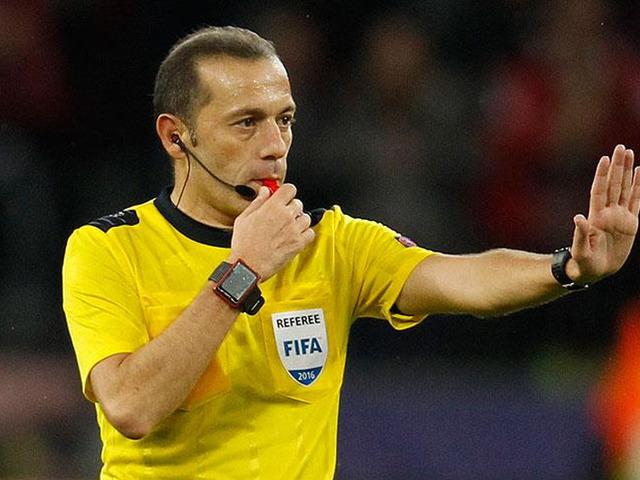 EURO 2020'de final hakemi Kuipers! Cüneyt Çakır geri dönüyor