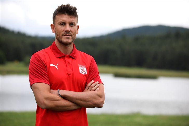Sivasspor'un yeni transferi Sefa Yılmaz: "Bu takımın bir parçası olmak gurur verici" G1