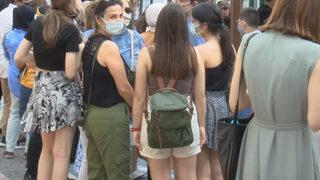 Kısıtlamasız ilk pazar günü! Büyükada'da uzun kuyruklar oluştu