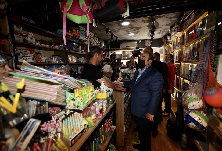 Sanayi ve Teknoloji Bakanı Varank, Edirne'deki su baskınında zarar gören esnafları ziyaret etti: G3