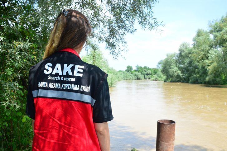 Sakarya Nehri'nde kaybolan genci arama çalışmaları sürüyor G1