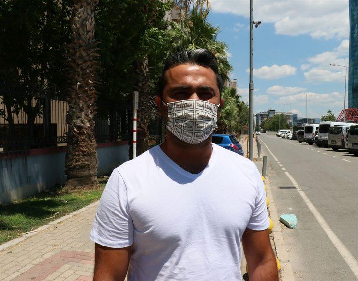 İzmir'de bıçaklanarak öldürülen 3 çocuk annesi kadının cenazesi toprağa verildi G3