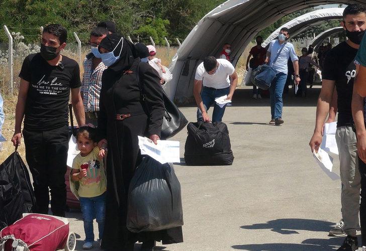 Suriyeliler, Kurban Bayramı için ülkelerine gitmeye başladı G4