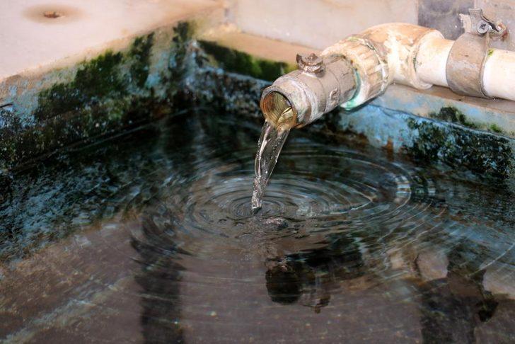 Şifalı suyu duyanlar Sivas'a akın ediyor: Felçliler geliyor, sıçradığında iyi oluyor G3