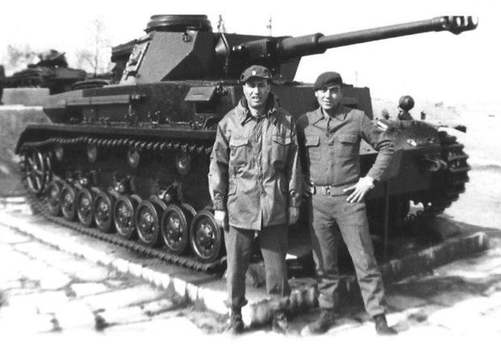 Merhum oyuncu Kemal Sunal'ı hiç böyle görmediniz! İşte usta oyuncunun bilinmeyenleri G5