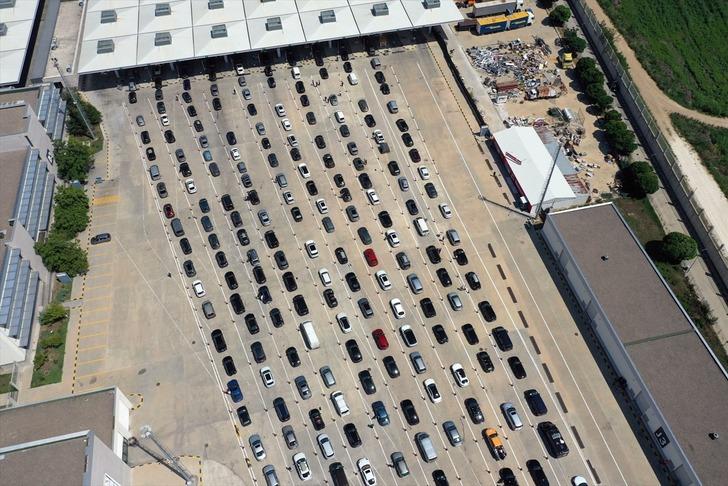 Sıla yolculuğu devam ediyor! Kapıkule gümrük sahasında gurbetçi yoğunluğu G1