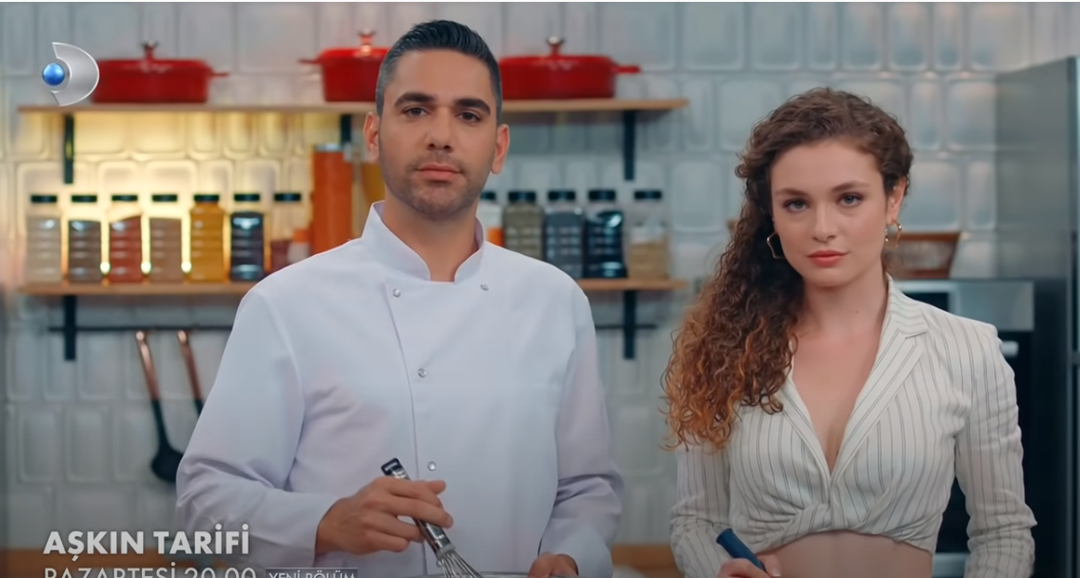 Aşkın Tarifi yeni b&ouml;l&uuml;m fragmanı yayınlandı: Fırat, Naz'dan evlilikten vazge&ccedil;mesini istiyor!