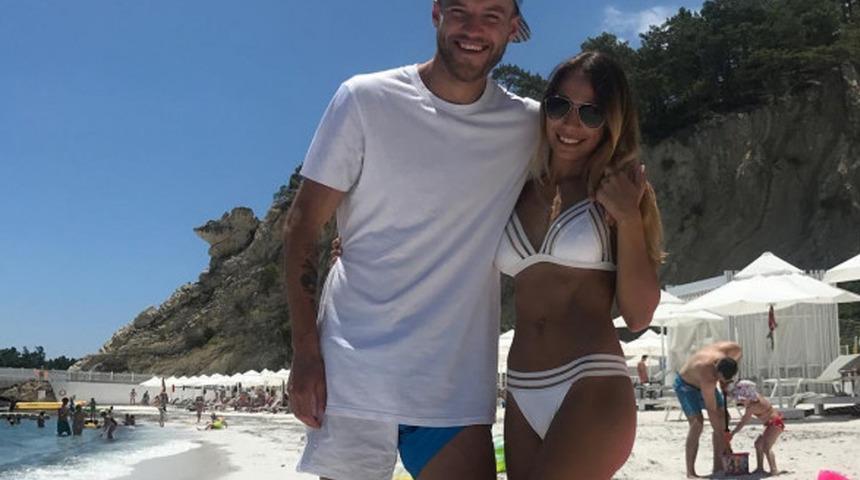 Galatasaray ile anlaşan Yarmolenko'ya eşi engel oldu