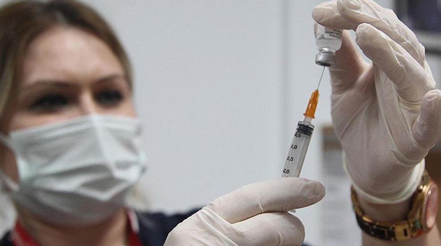 T&uuml;rkiye'de son 24 saatte toplam 1 milyon 51 bin 537 aşı uygulandı