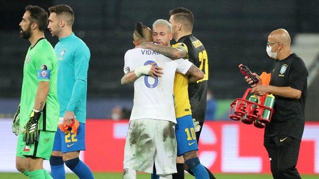 Brezilya Peru'yu yenerek finale yükseldi