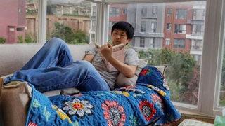 Çin'de yan gelip yat akımı! Binlerce kişi işlerini bırakıp sırt üstü yatmaya başladı