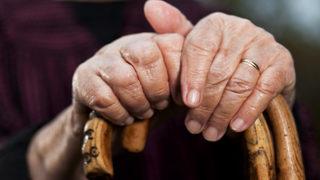 Yaşlı çiftin kavgası kanlı bitti! 80 yaşındaki kocasını bastonla öldürdü