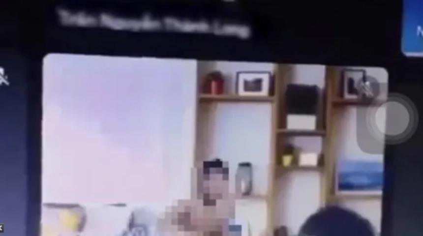 Vietnamlı öğrenci kamerayı kapatmayı unuttu, ders sırasında cinsel ilişkiye girdi