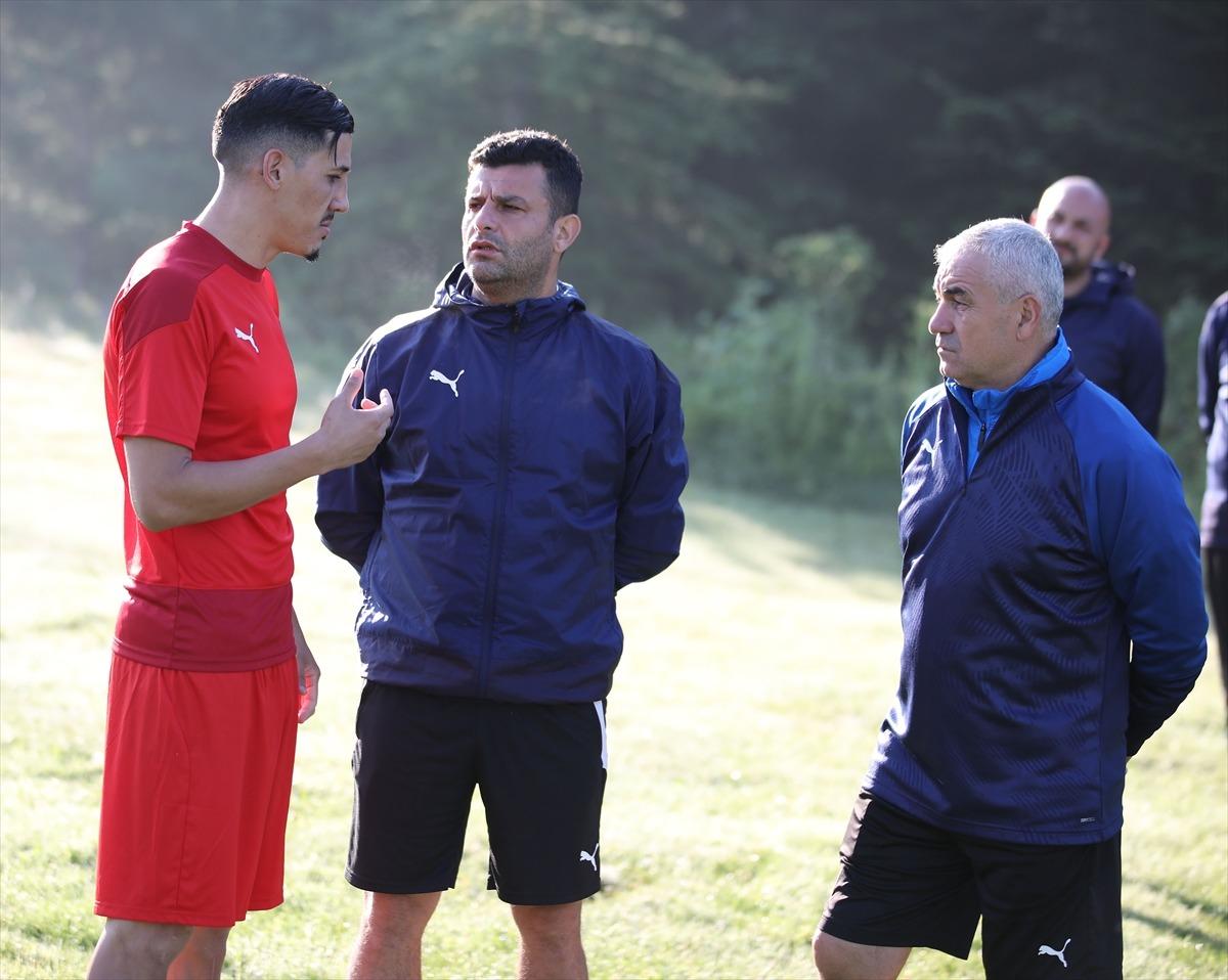 Sivasspor, yeni sezon hazırlıklarını s&uuml;rd&uuml;r&uuml;yor