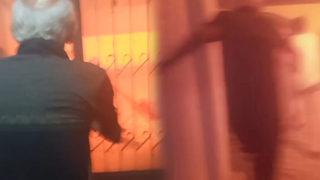 Bursa'da korku dolu anlar! Alevlerin içinden böyle çıktılar