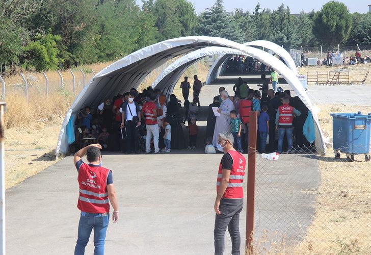 Suriyeliler akın akın ülkelerine gidiyor G3