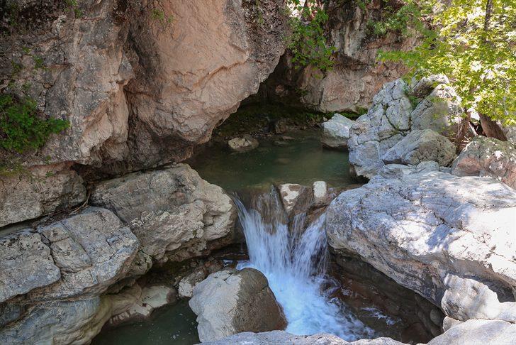 Kahramanmaraş'ın saklı güzelliği "Galgamaç Şelalesi" ziyaretçilerini büyülüyor G5