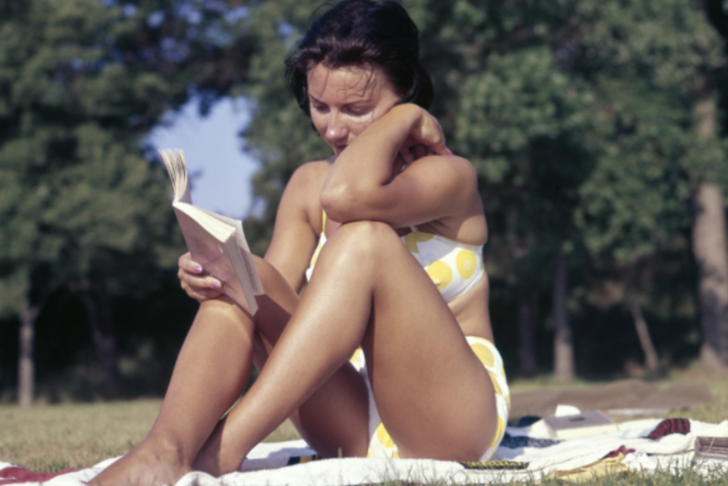 Yazın deniz kenarında okunacak 10 kitap önerisi