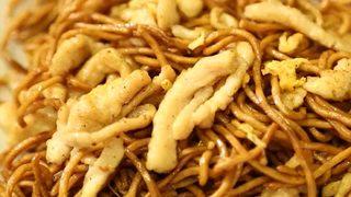 Körili Çin eriştesi tarifi nasıl yapılır? Restoran lezzetini evinize taşıyın