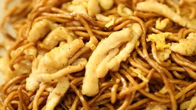 Körili Çin eriştesi tarifi nasıl yapılır? Restoran lezzetini evinize taşıyın