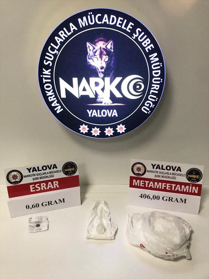 Yalova'da düzenlenen uyuşturucu operasyonlarında yakalanan 5 şüpheli tutuklandı G1