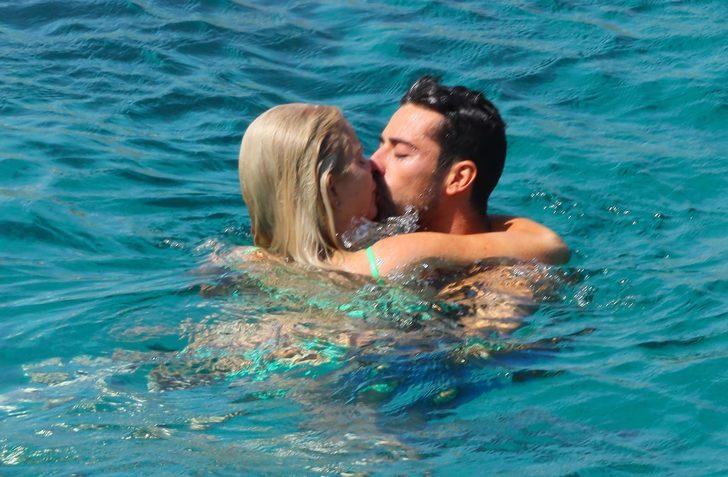 Caroline Stanbury 19 yaş küçük sevgilisiyle Ege'de aşka geldi G1