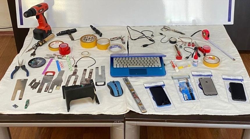 Eskişehir'de ATM'ye d&uuml;zenek yerleştirip banka kartlarını kopyalayan 2 ş&uuml;pheli tutuklandı