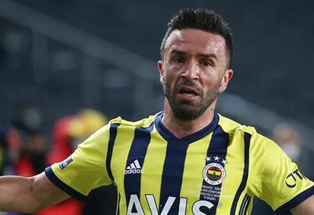 İşte G&ouml;khan G&ouml;n&uuml;l'&uuml;n yeni takımı!