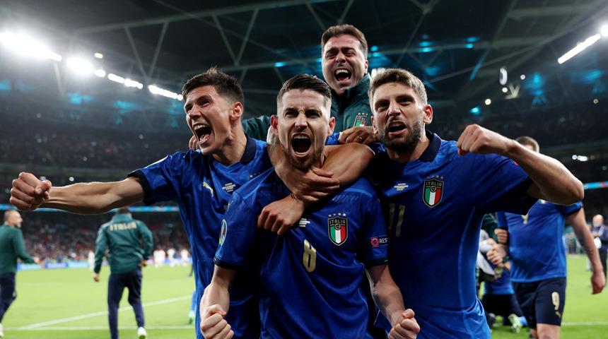 İtalya EURO 2020'de finale yükselen ilk takım oldu