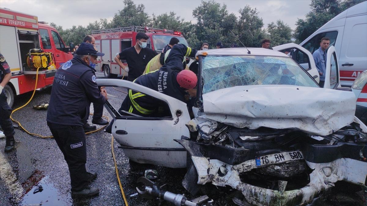 Bursa'daki trafik kazasında &ouml;l&uuml; sayısı 5'e y&uuml;kseldi