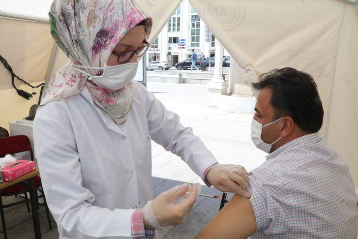 Yozgat'ta 178 bin kişiye ilk doz, yaklaşık 100 bin kişiye de 2. doz Kovid-19 aşısı uygulandı G4