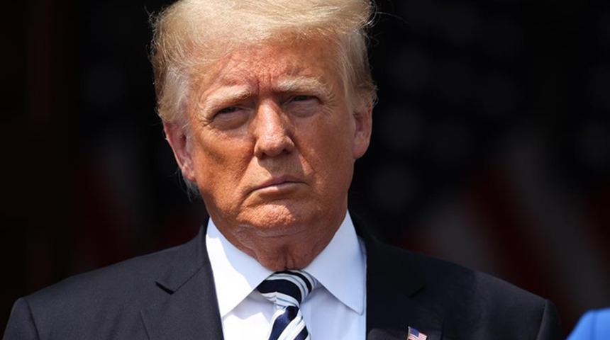 Trump, Facebook, Twitter ve Google'ı mahkemeye veriyor