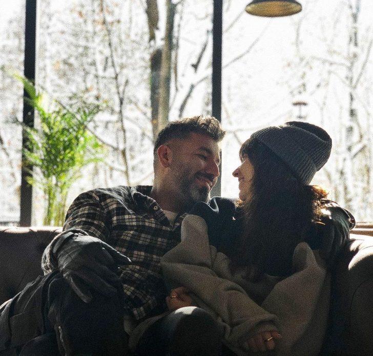 Zeynep Bastık'ın eşi Tolga Akış kimdir, kaç yaşında ve nereli? Tolga Akış ne iş yapıyor? G4