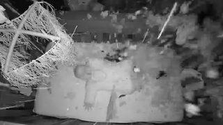 ABD'de korkunç olay! Beş aylık bebeğin üzerine düşen moloz yığınları neredeyse öldürüyordu