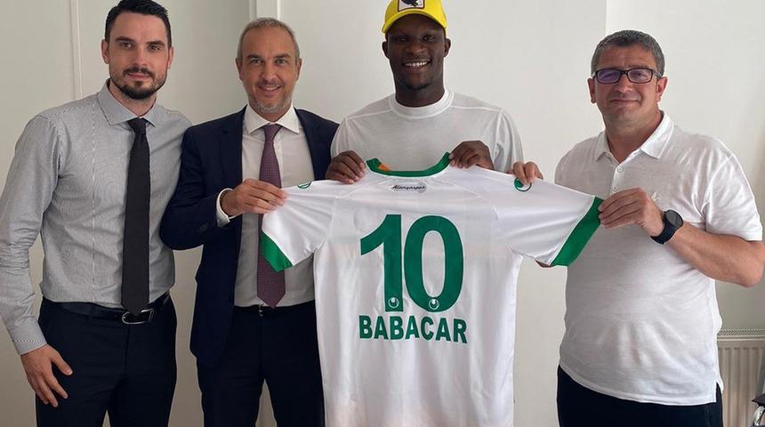  Khouma Babacar, kalp spazmı geçirdi