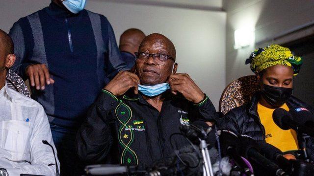 Jacob Zuma hakkında görevde olduğu yıllarla ilgili bir dizi yolsuzluk soruşturması başlatılmıştı