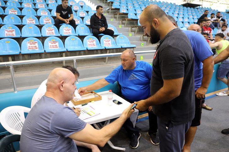 Başpehlivan Orhan Okulu Kırkpınar için kayıt yaptırdı G2