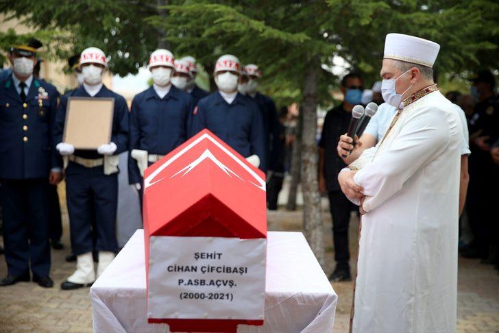 Şehit Piyade Astsubay Cihan Çifcibaşı, Nevşehir'de son yolculuğuna uğurlandı G2