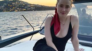 Amber Heard anneliğe alıştı! Paylaşımına beğeni yağdı
