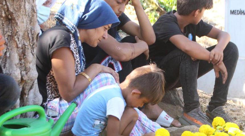 Feci kazada hayatını kaybeden 14 yaşındaki Ceyda gözyaşları içinde toprağa verildi