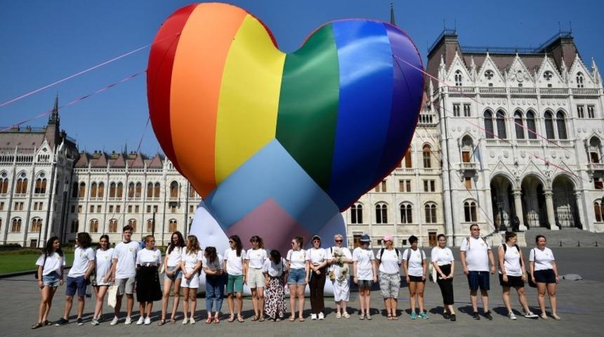 Avrupa Parlamentosu, LGBT haklarını kısıtlayan Macaristan'a karşı eylem &ccedil;ağrısında bulundu