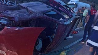 Tokat'ta hafif ticari araç takla attı: 2 ölü, 2 yaralı 