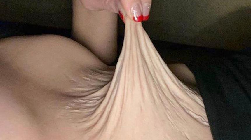 Doğum sonrası karnının görüntüsü şaşkına çevirdi: Pizza hamuru gibiydi! 