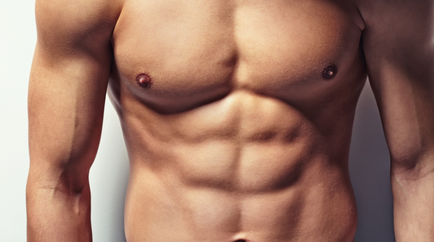 Singapur'da akıllara durgunluk veren olay! Çıplak dolaşan arkadaşının alnını yardı