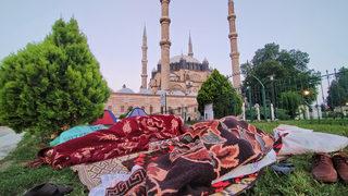  Tarihi Kırkpınar Yağlı Güreşleri’ni izlemek isteyenler Edirne’ye akın etti