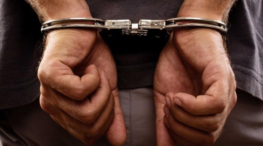 &Ccedil;atışmada yaralanan PKK'lıları İstanbul&rsquo;a getirip hastanede tedavi ettiren 9 kişi tutuklandı