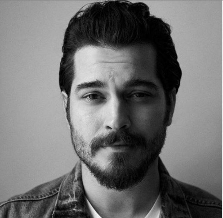 Çağatay Ulusoy ve Serenay Sarıkaya barıştı mı? Ünlü isimden iddialara sert tepki! G2