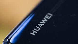 Huawei'den ekran altı kameralı telefon hamlesi!